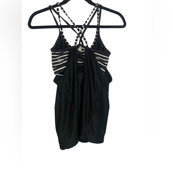 Athleta Summer Striped Black & White Hidden Agenda 2 in 1 Tank Top Size XS - Picture 5 of 9
